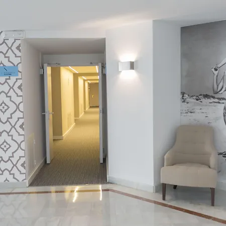 Globales Hotel Cala Blanca (Menorca)