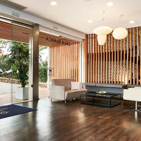 Globales 4* Cala Blanca (Menorca)