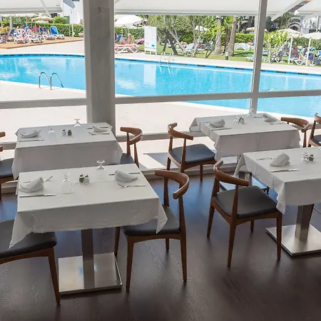 Hotel Globales 4*