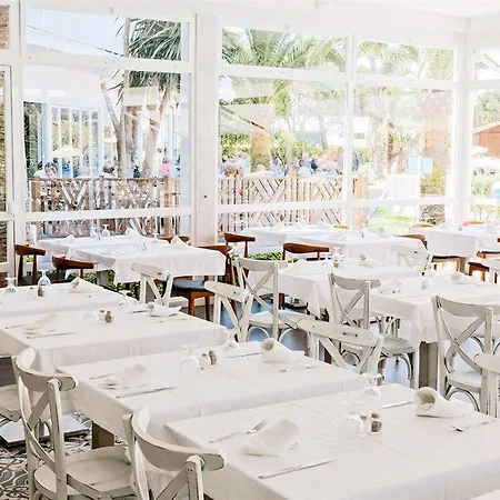 Hotel Globales Cala Blanca (Menorca)