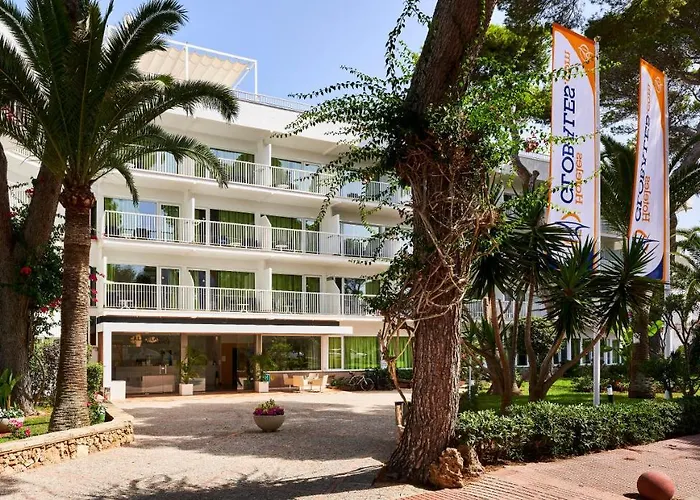 Hotel Globales 4*