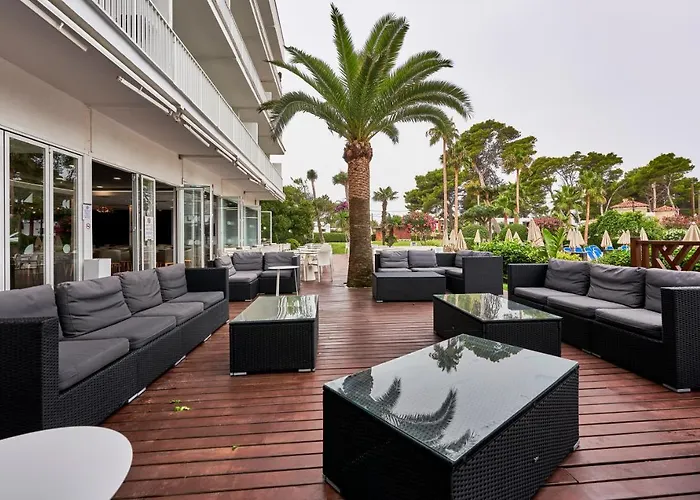 Globales Hotel Cala Blanca (Menorca)