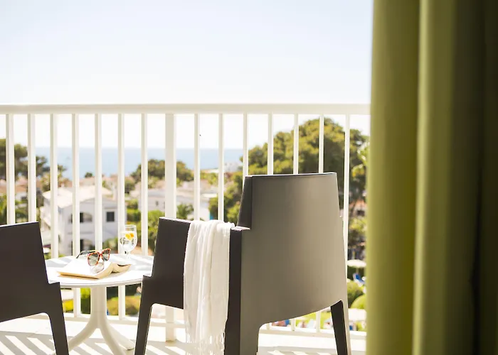 Globales Cala Blanca (Menorca)