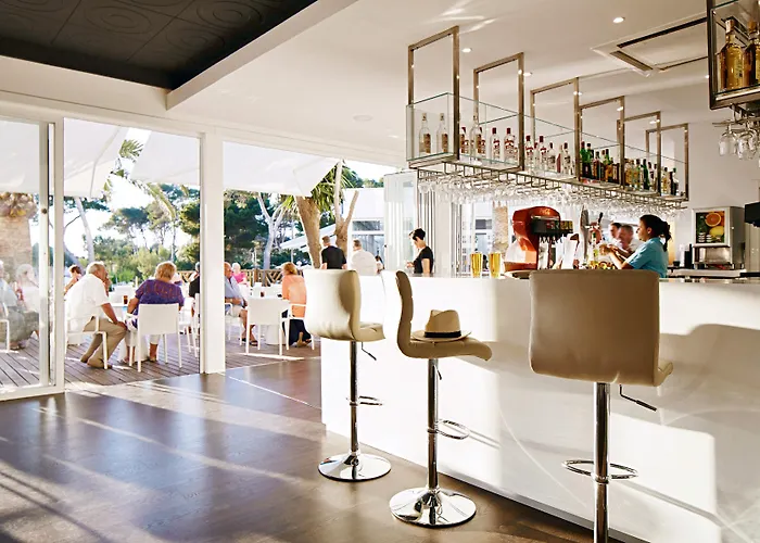 Hotel Globales Cala Blanca (Menorca)